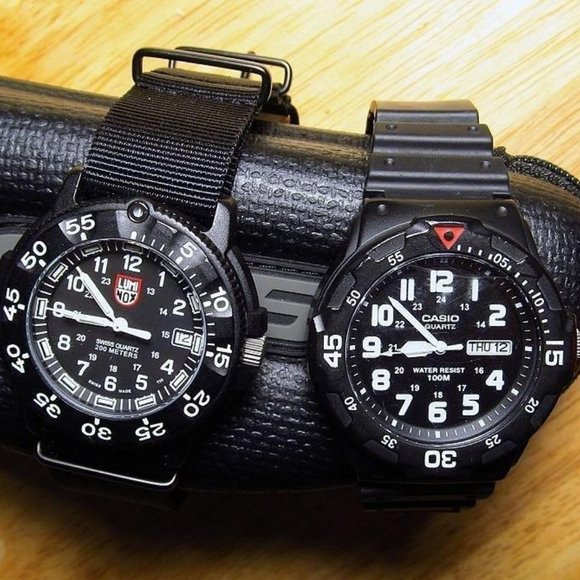 Casio EAW-MRW-200H-1BV Men's MRW200H-1BV Black Resin Dive Watch - Picture 4 of 4